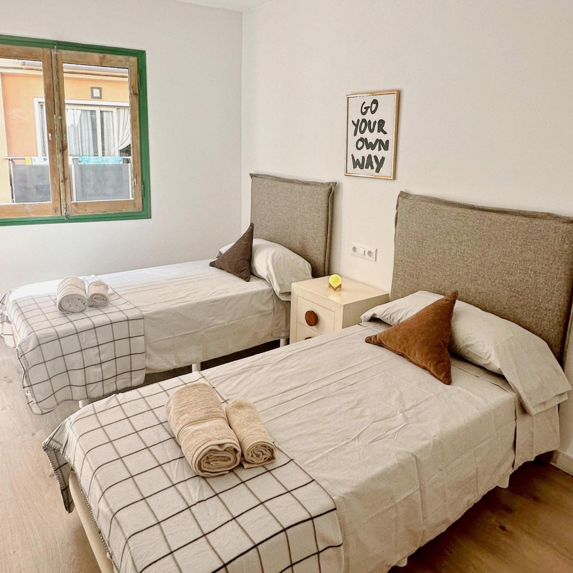 Cozycatalonia - Exclusive Attic In Central Бланес Екстериор снимка